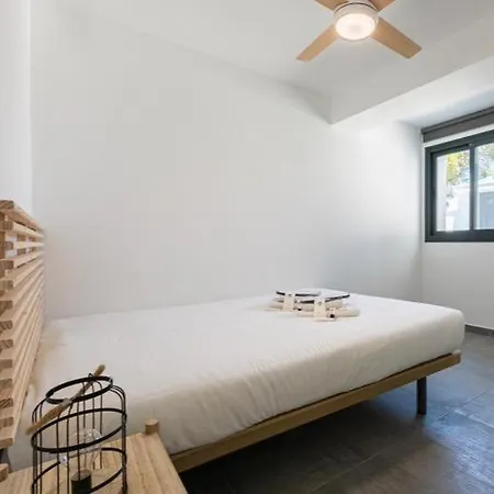 Top2stay Los Rosales Apartment *